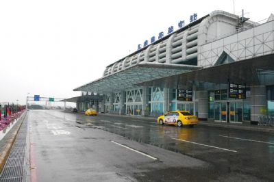 高雄国际航空站(小港国际机场)-高雄国际航空站(小港国际机场)