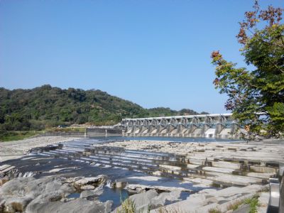 石冈水坝-石冈水坝