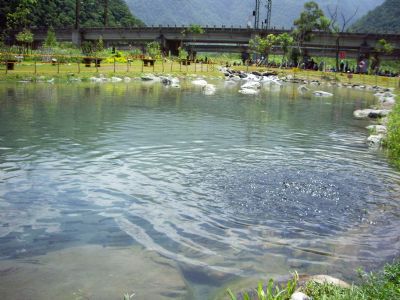 东岳涌泉-东岳涌泉